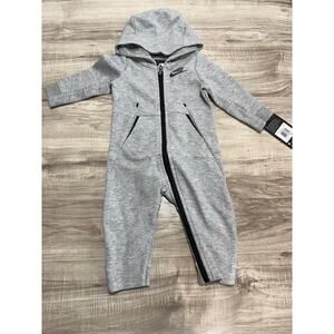 NWT Nike Sportswear Tech Baby Full Zip Hoodie Coverall - 9 MONTHS